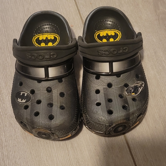 Kids Crocs - Picture 2 of 5